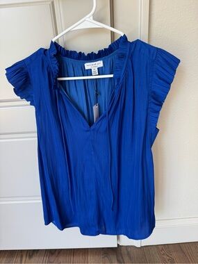 Women’s NWT Current Air Cobalt Blue Pleated Cap-Sleeve V-Neck Blouse